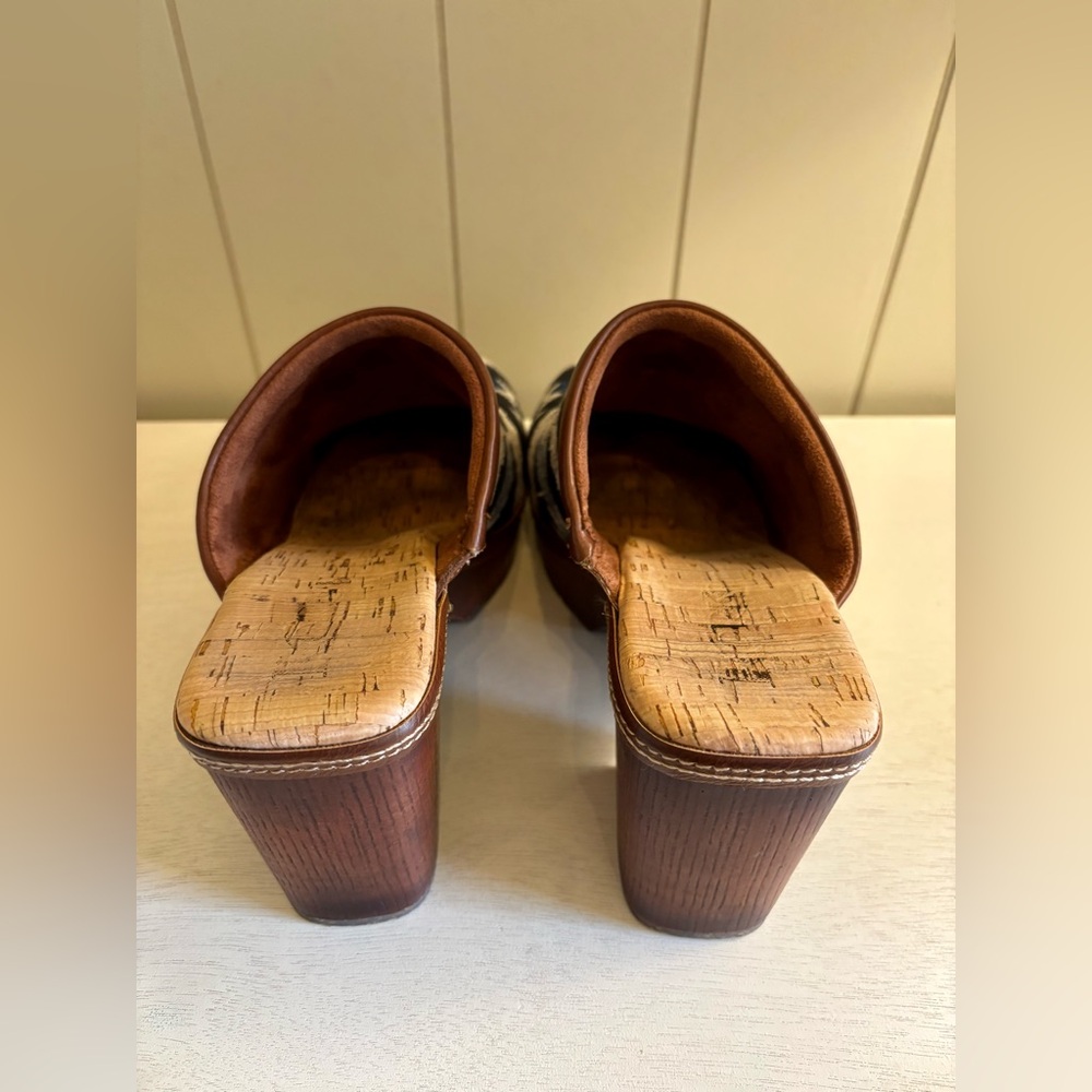 Korks Kork Ease Lori Slide Clog Aztec Fabric Heel Platform 10 Like New! - Picture 5 of 10